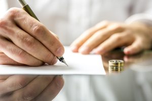 Annulment vs. Divorce in Colorado — What Is the Difference?